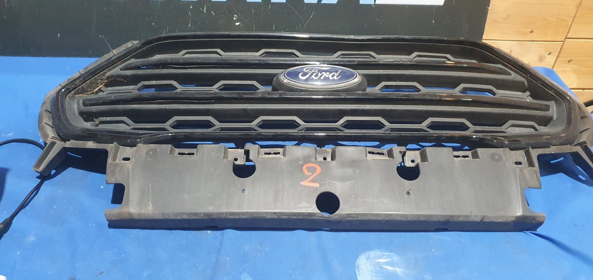Masc 2 - Mascherina griglia anteriore Ford Ecosport dal 2017 completa