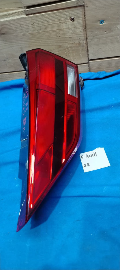F Audi 44 - Fanale posteriore stop Audi Q3 F3 interno destro dal 2018