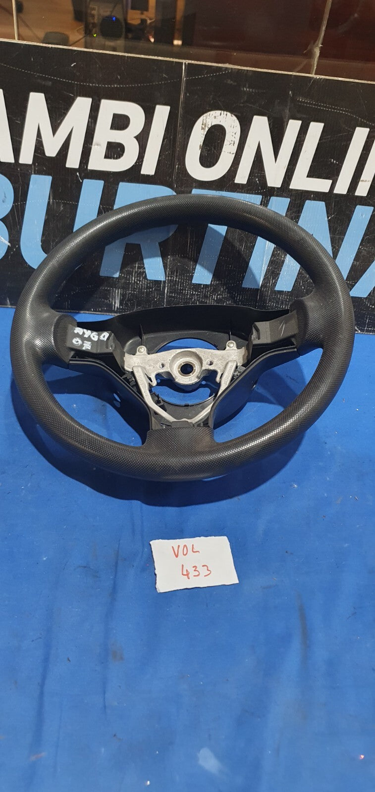 Vol  433 - Volante Toyota Aygo 2007