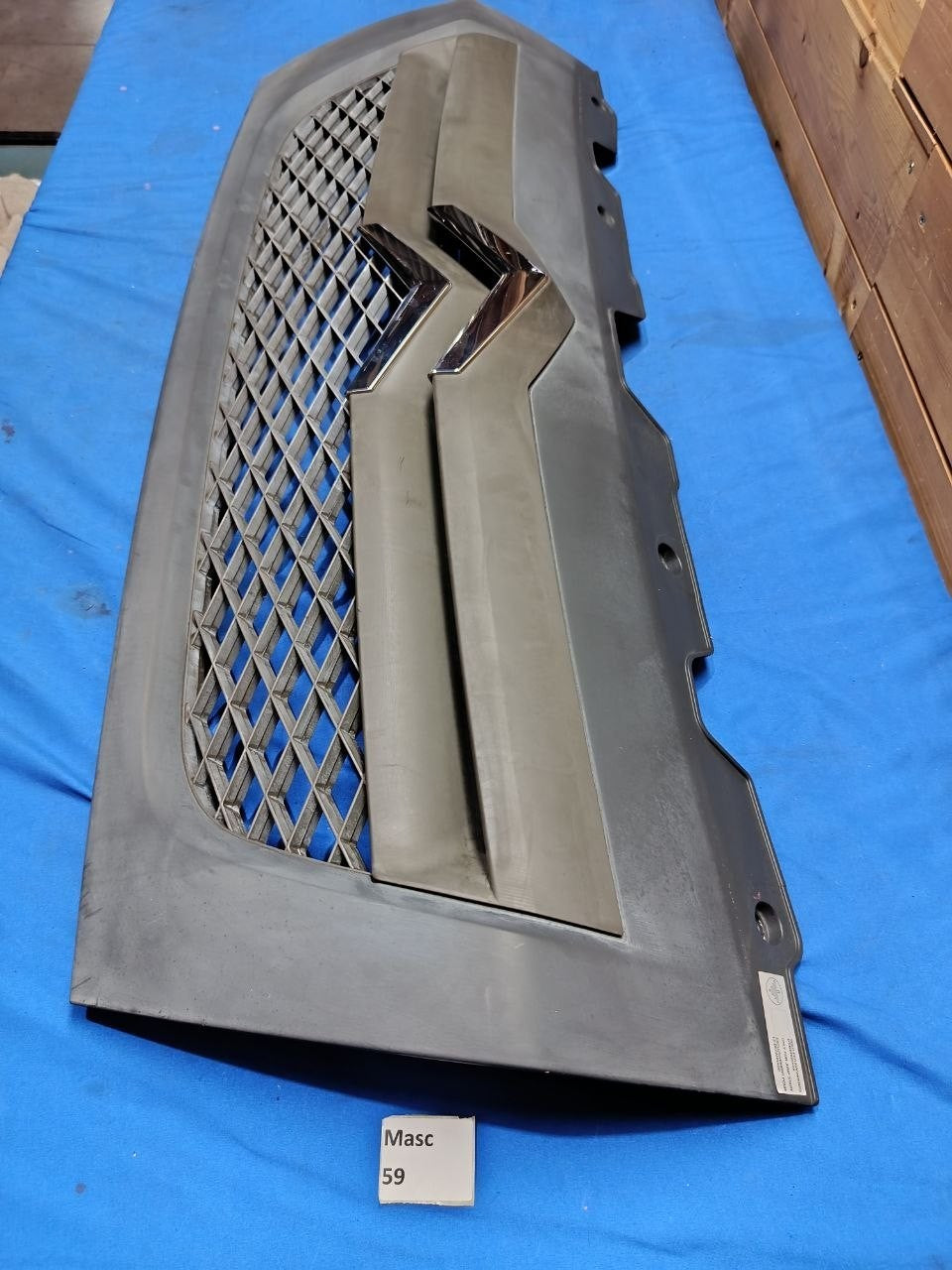 Masc 59 - Mascherina Griglia Anteriore Citroen Jumper 2006 2014 con Stemma