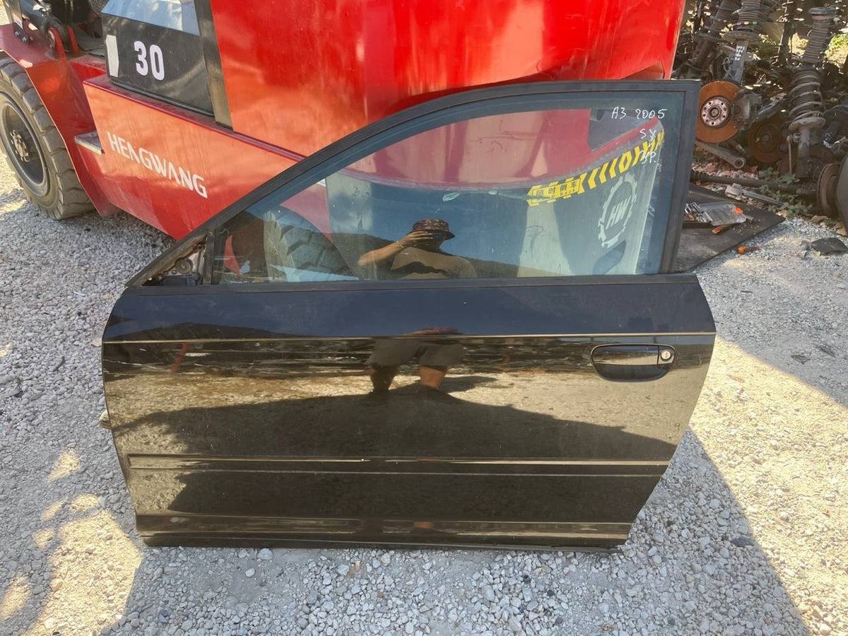 Porta anteriore sinistra Audi a3 dal 2005 in poi 3P