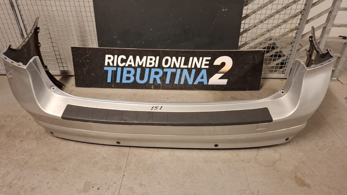 151 paraurti posteriore volvo V70 sw cod 30678656 anno 2008