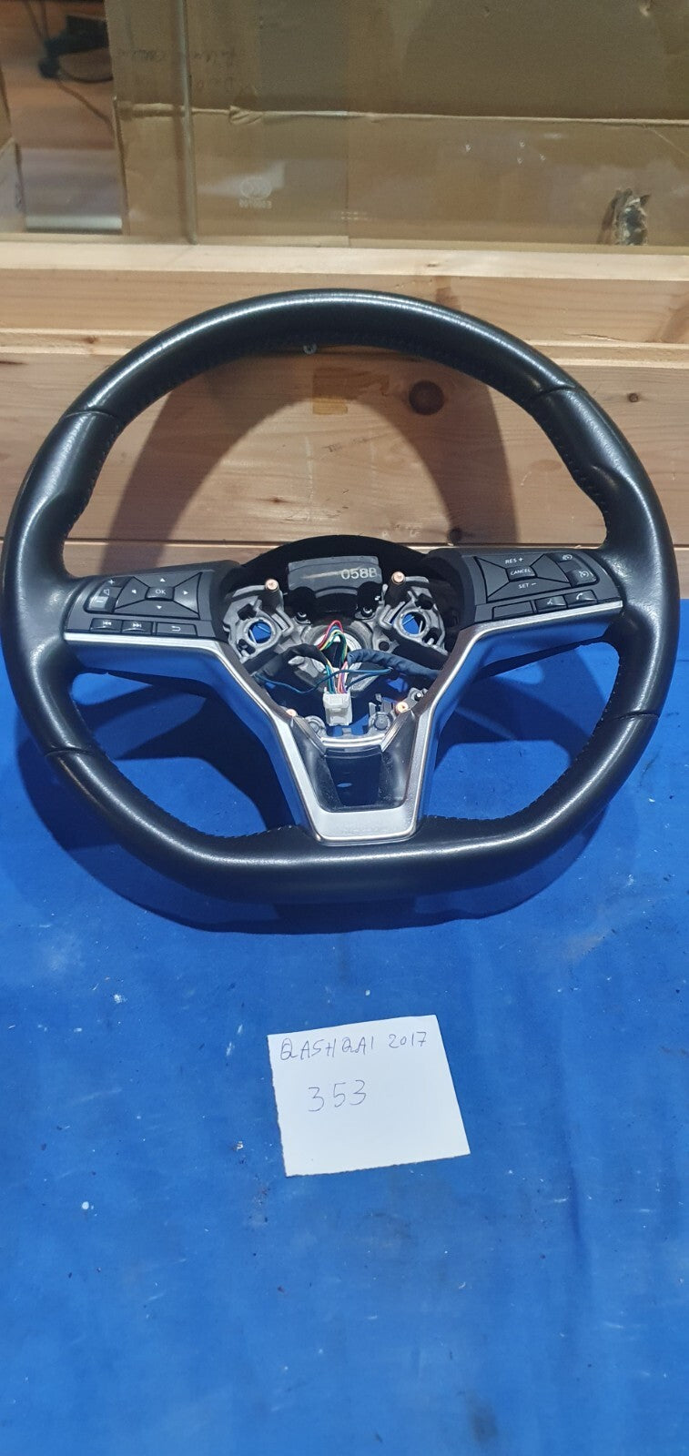 Vol 353 - Volante Nissan Qashqai 2017