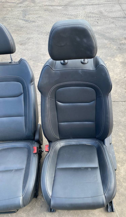Tappezzeria completa in pelle DR 5.0 2024