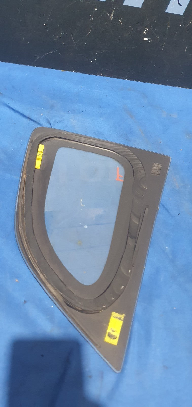 Fin 146 - Lunotto vetro fisso Honda Jazz posteriore destro 2013 2019