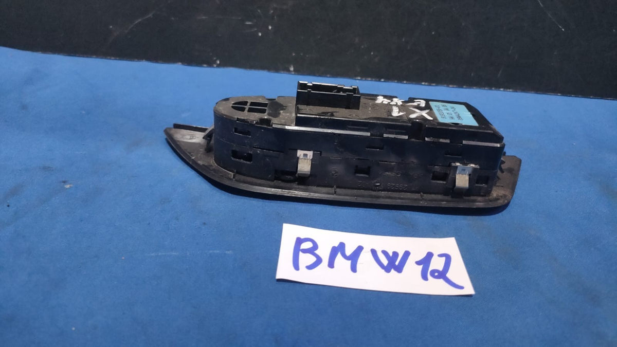 pulsantiera anteriore sinistra BMW X1 e e84 dal 2009 al  2019