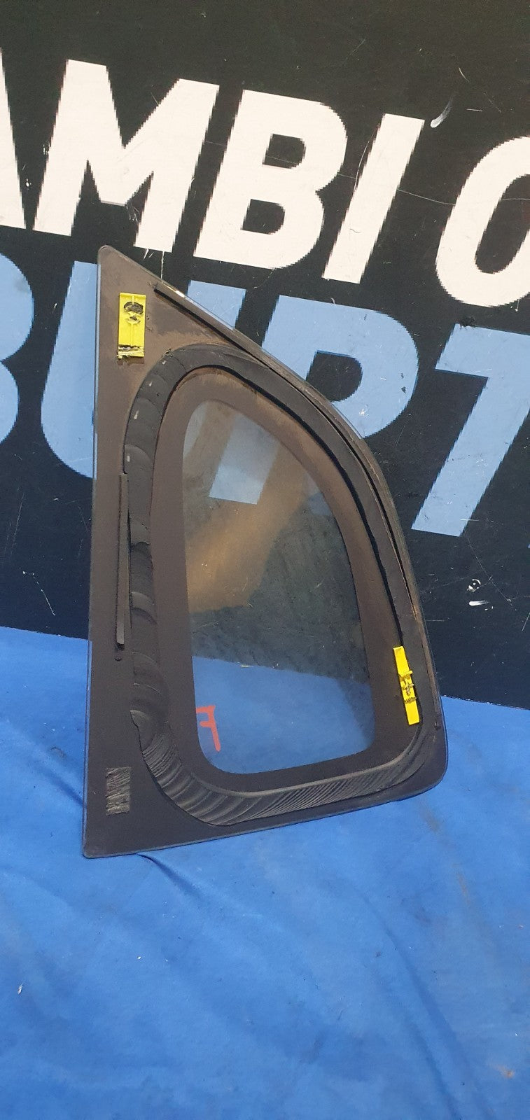 Fin 146 - Lunotto vetro fisso Honda Jazz posteriore destro 2013 2019