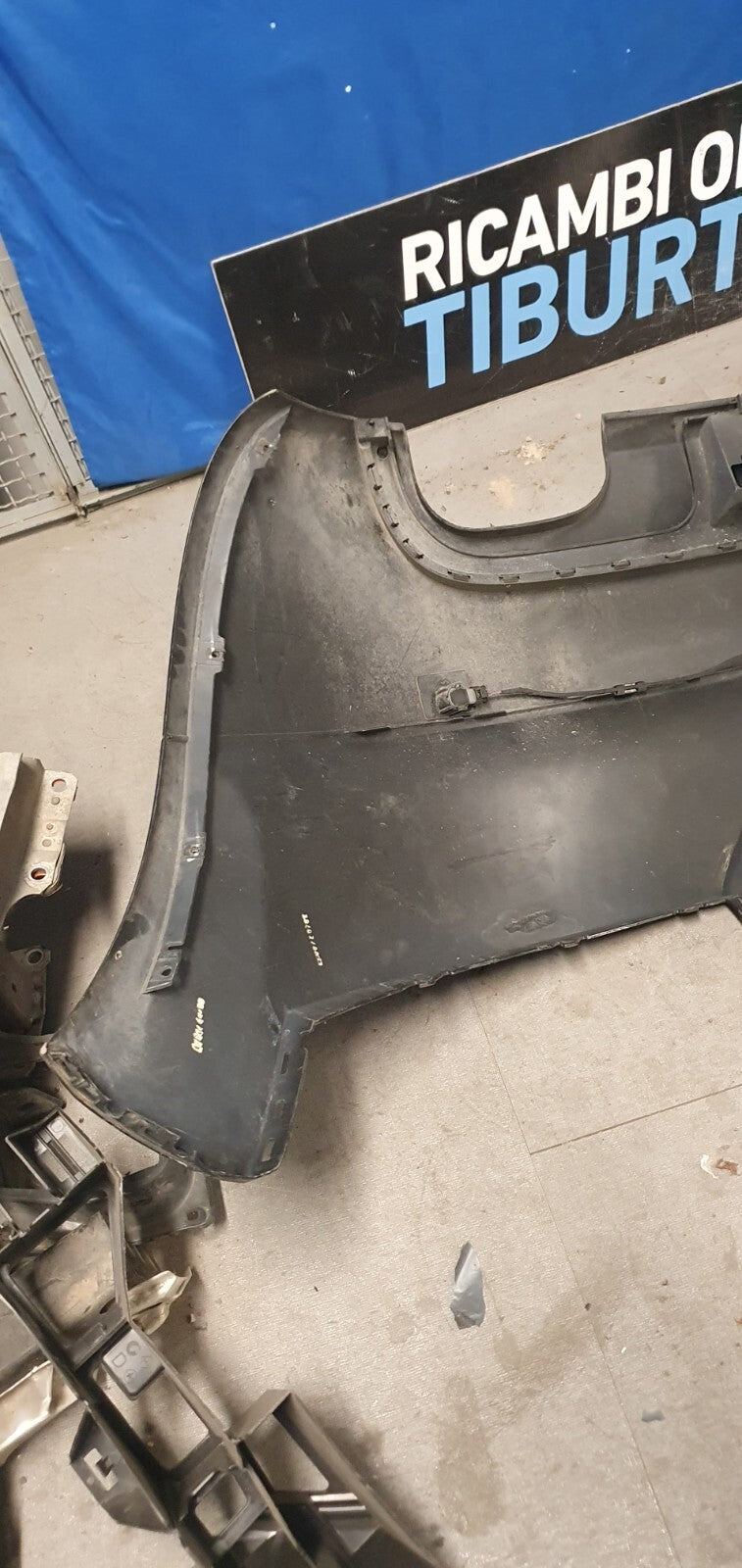Paraurti Posteriore Audi TT dal 2006 al 2014 con sensori parcheggio