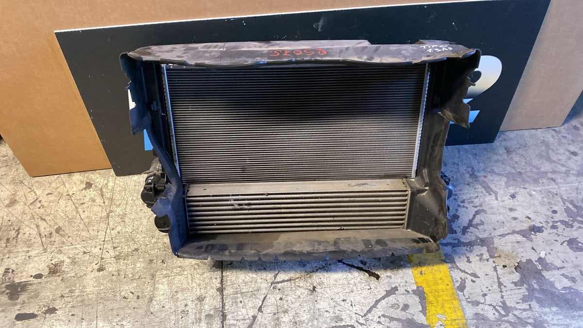 Radiatore e ventola Kit Radiatori Fiat Tipo 1.3 D Anno 2015 Numero oggetto R5075