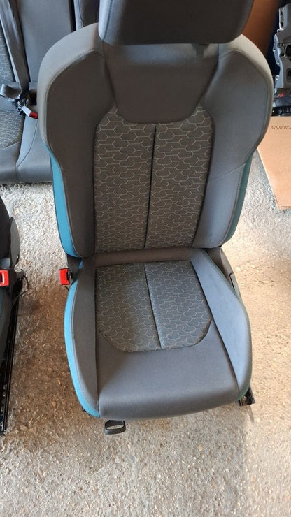 Tappezzeria in stoffa grigia e blu audi A1 senza airbag sedile 2020 in poi