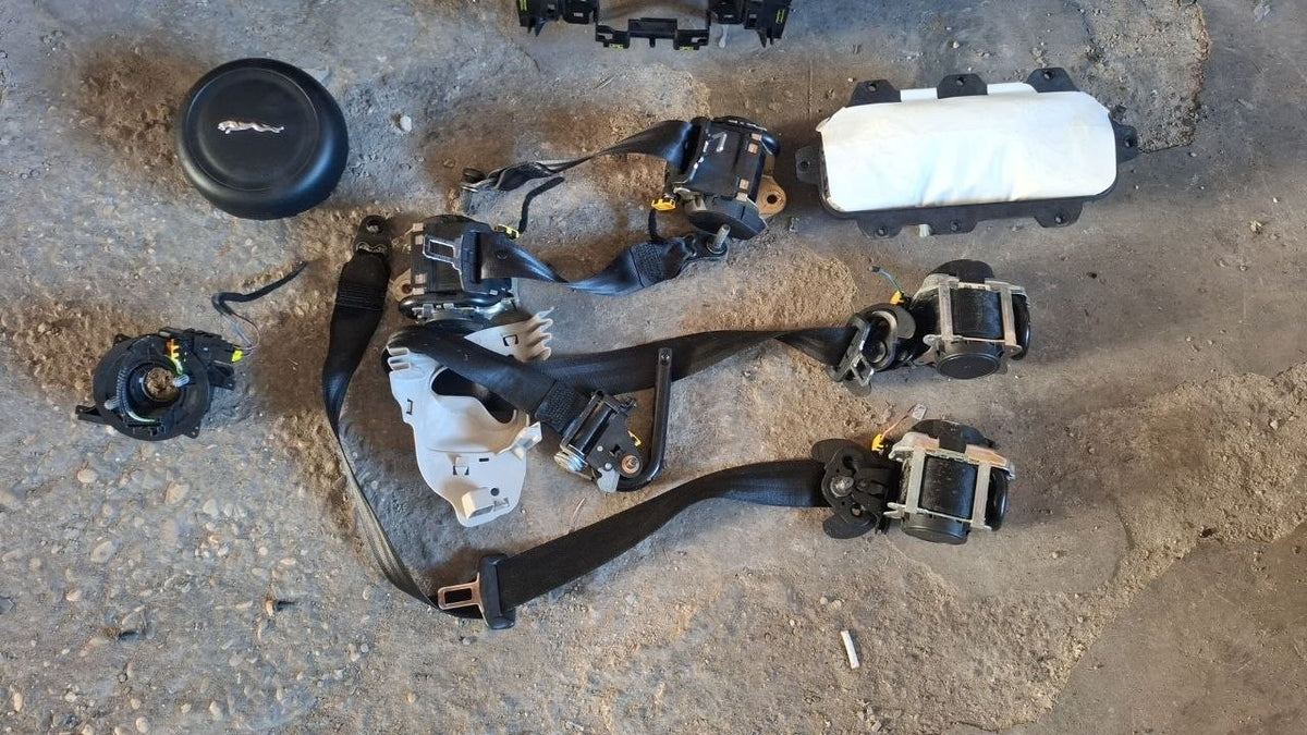 Kit airbag jaguar xe 2016