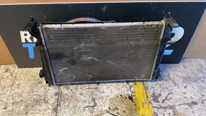 Radiatore e ventola Fiat Doblo 1.6D Anno 2010 Numero oggetto R5074