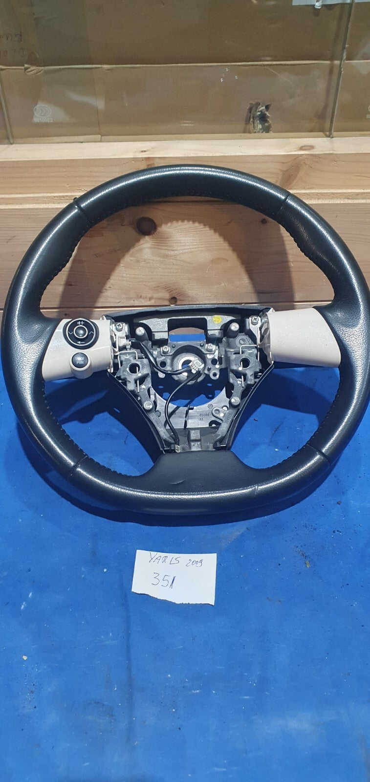 Vol 351 - Volante Toyota Yaris 2009