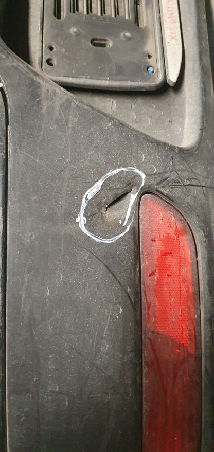Paraurti posteriore Kia Rio dal 2011 al 2014 con difetto
