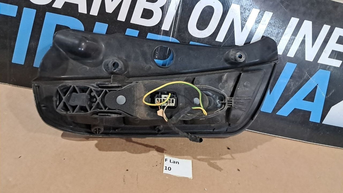 F Lan 10 Fanale posteriore destro lancia ypsilon dal 2009