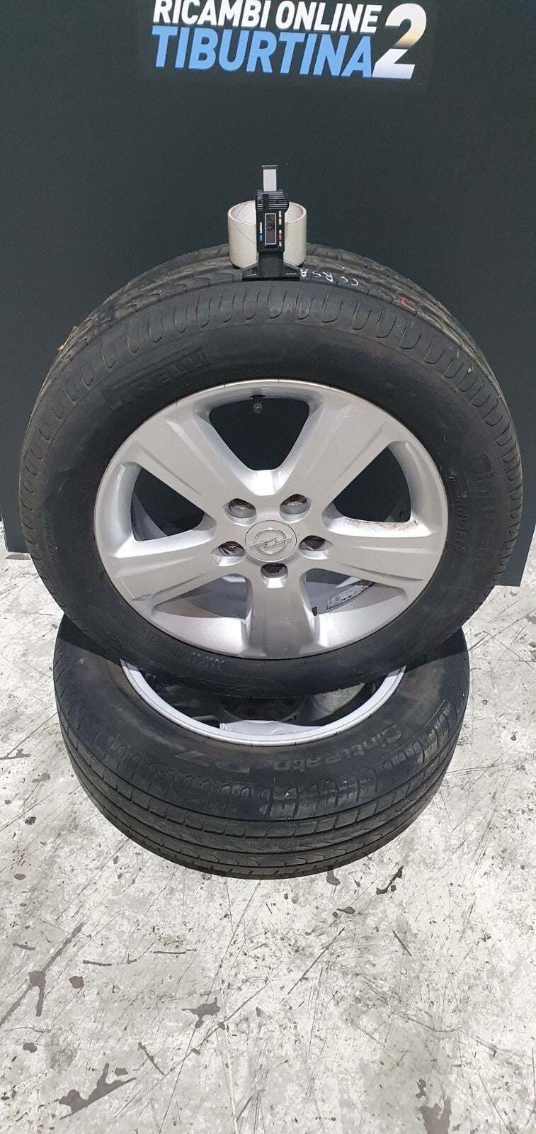 Cerchi e gomme 4 cerchi pe Opel Meriva con gomme Pirelli Dot 05-18