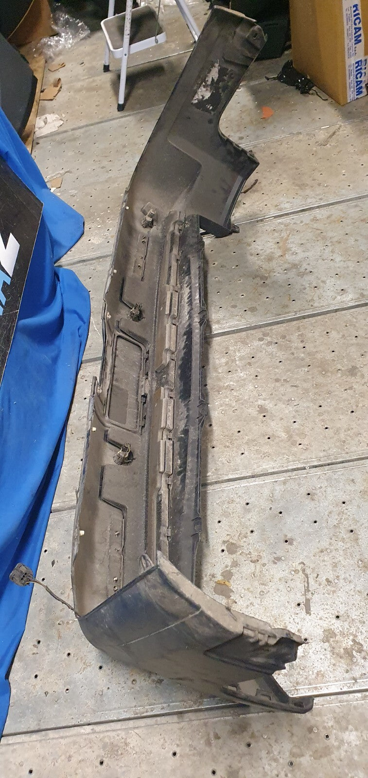Paraurti posteriore Land Rover Discovery dal 2007 non verniciato