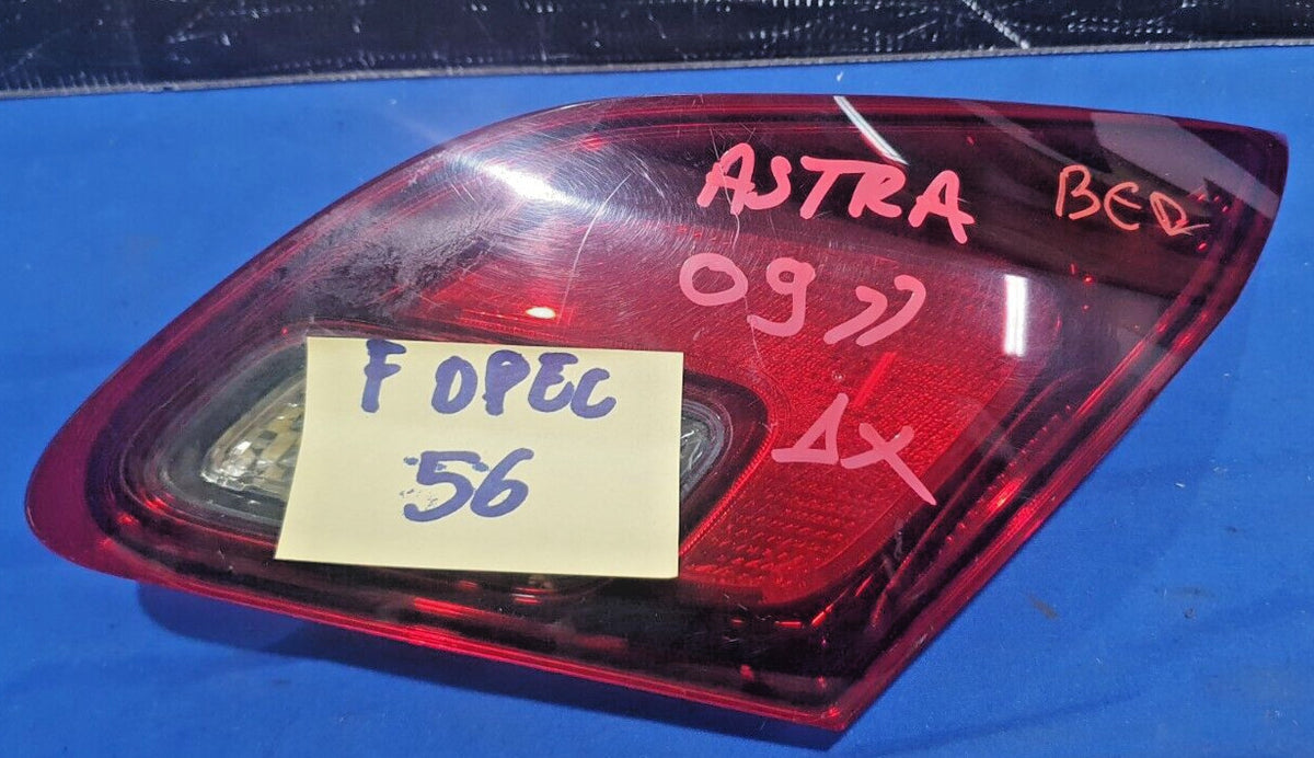 Fanale Posteriore destro Opel Astra berlina 2009