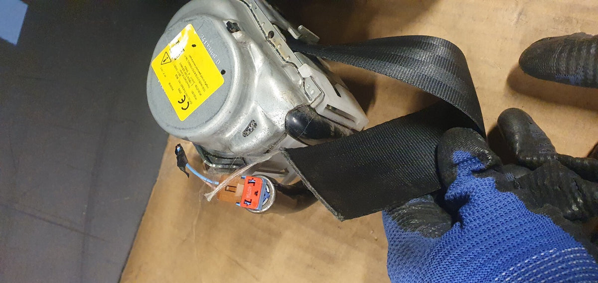 Kit Airbag lato guida Renault Trafic dal 2014 con cintura tagliata