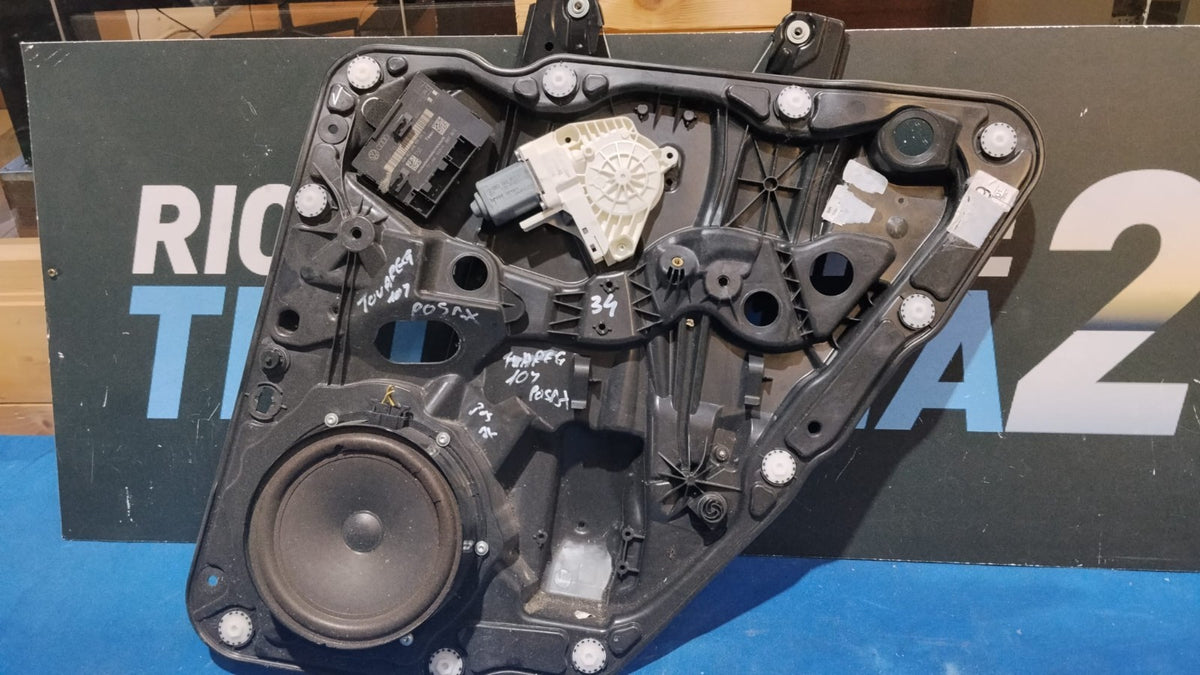 Alzacristalli posteriori destro con motorino Volkswagen Touareg 2010