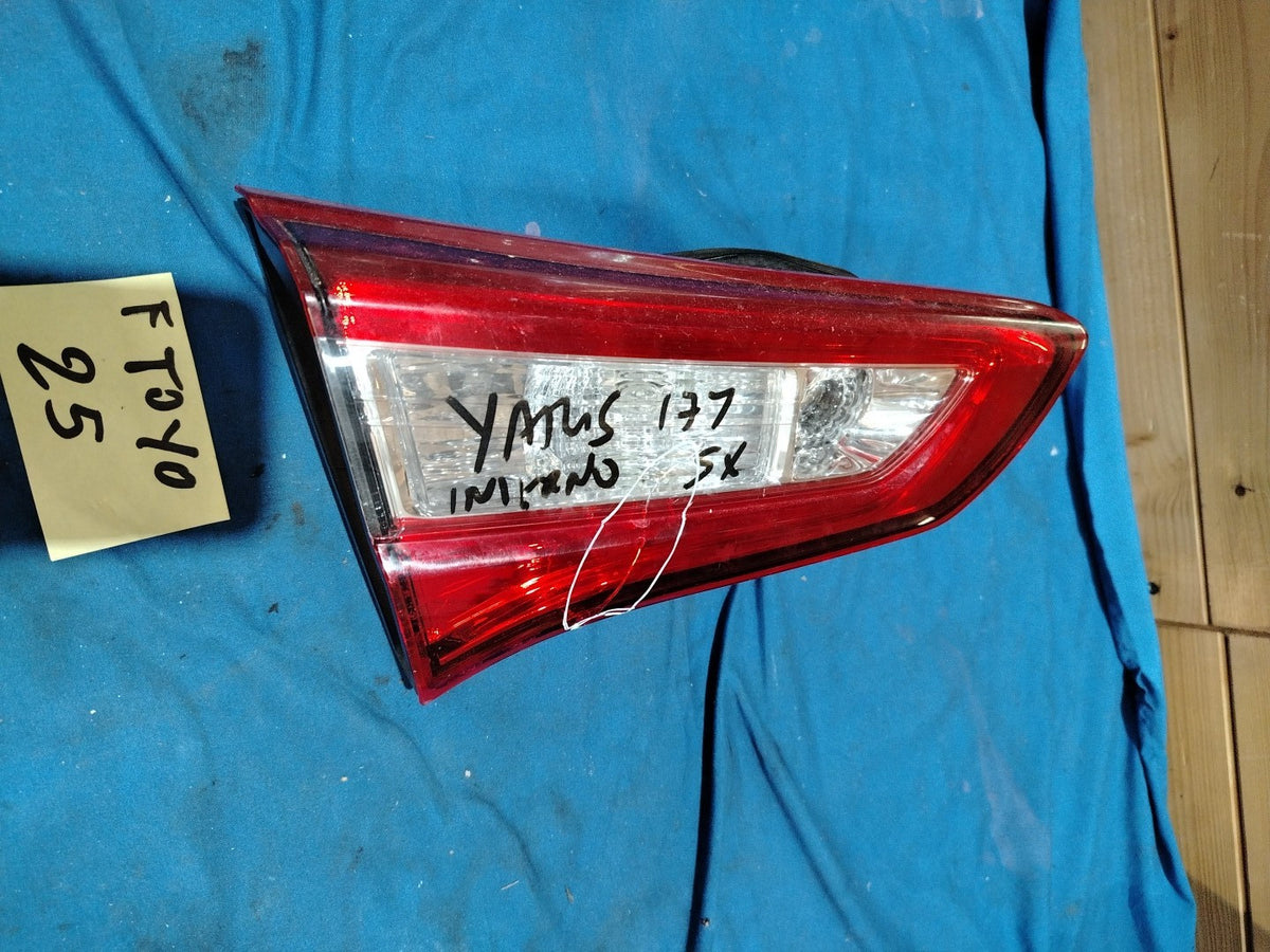 F TOYO 25 - Fanale Posteriore Interno sinistro Toyota yaris 2016 in poi