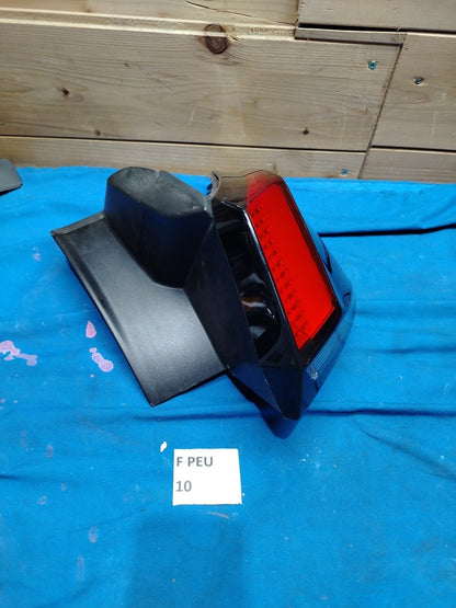 F Peu 10 - Fanale Posteriore destro Peugeot 3008 2016 in poi 9810477080