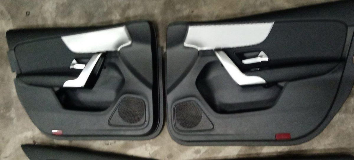 Tappezzeria in misto pelle stoffa Mercedes Benz classe A W177 2020 in poi