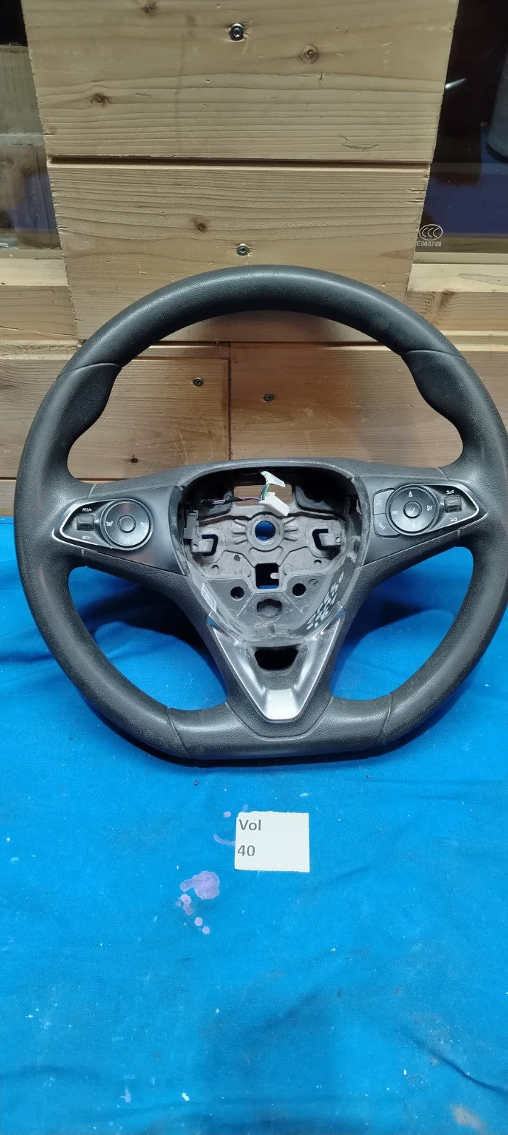 Vol 40 - Volante Opel combo dal 2018 con comandi