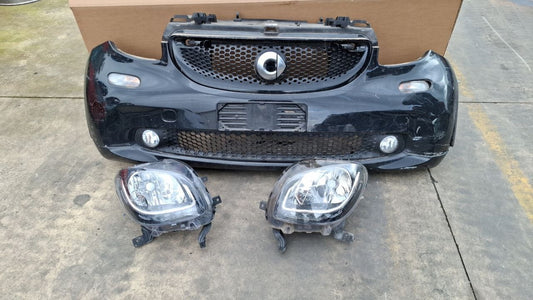 Muso completo musata smart 453 fortwo 1.0b paraurti rovinato senza radiatori