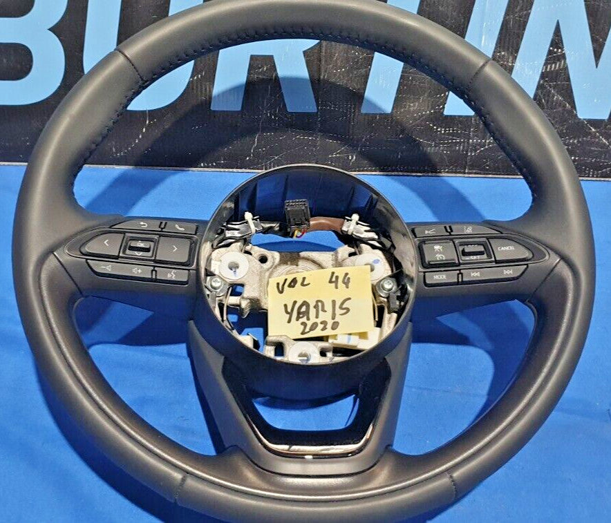 Volante Toyota Yaris 2020