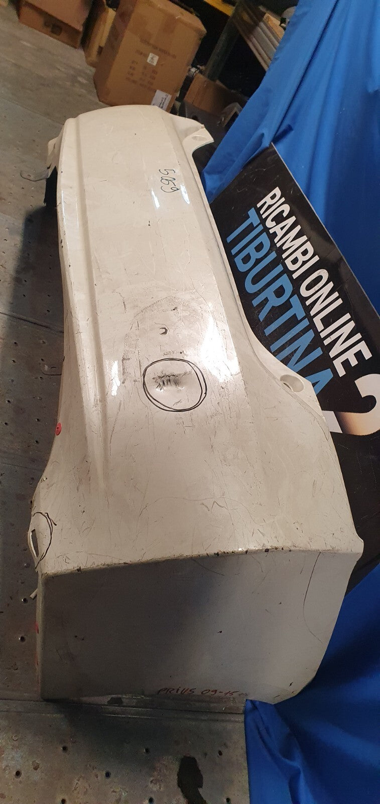 Paraurti Posteriore Toyota Prius dal 2009 al 2015 con difetto