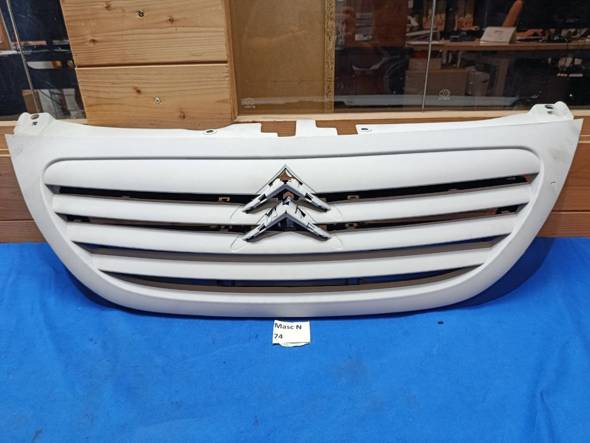 Masc N 74 - Mascherina nuova Anteriore Griglia Radiatore Citroen C3 2002 2005