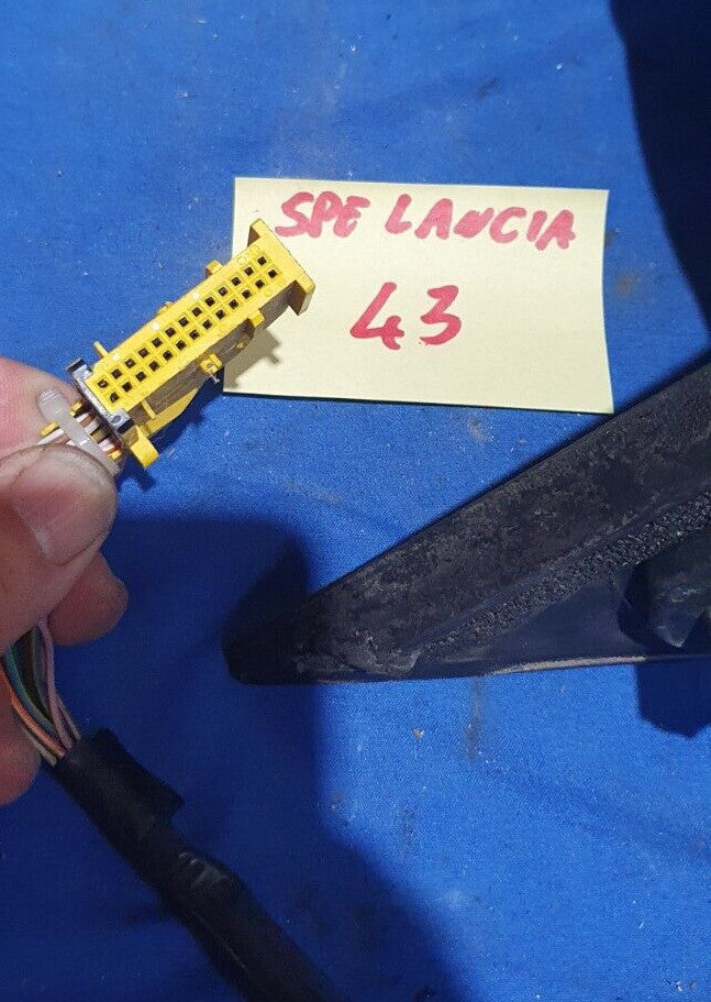 Specchio retrovisore specchietto Lancia thesis 15 fili dal 2002