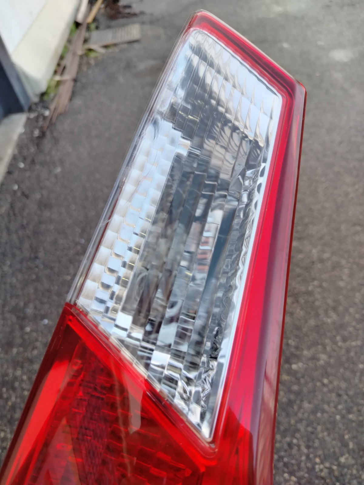 F TOYO 15 - Fanale Posteriore interno sinistro Toyota Rav 4 2012 con difetto