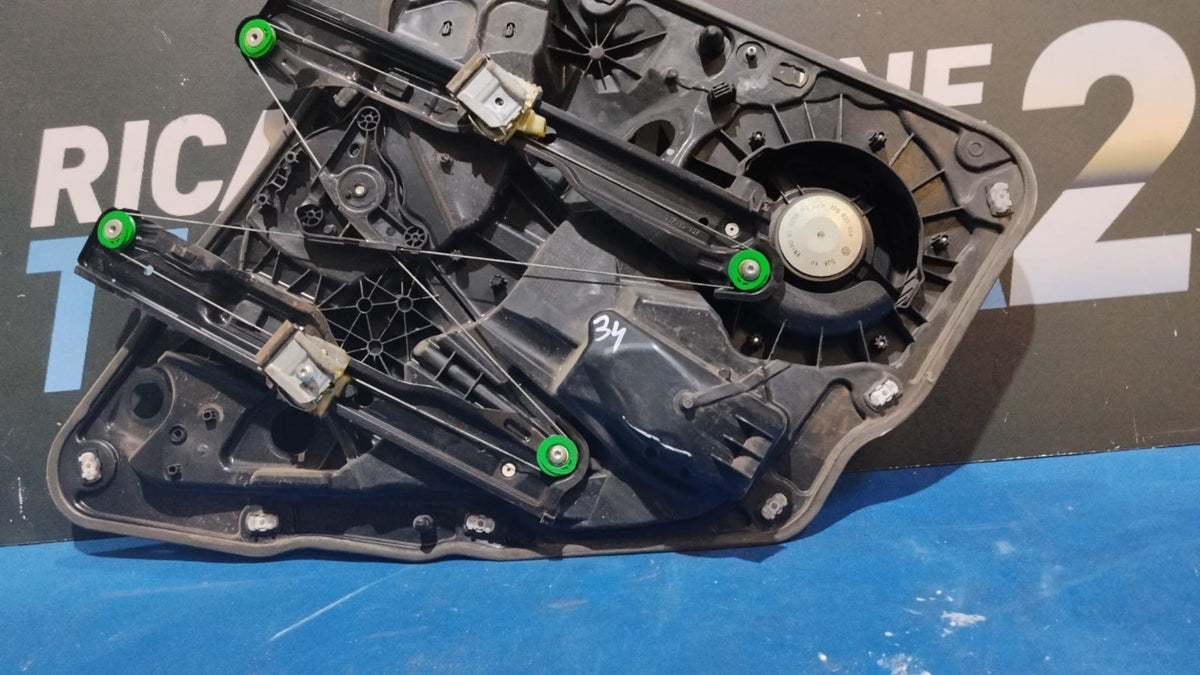 Alzacristalli posteriori destro con motorino Volkswagen Touareg 2010