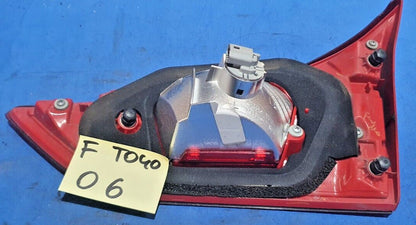 F TOYO 6 - Fanale Posteriore Interno sinistro Toyota Auris sw station wagon 2014