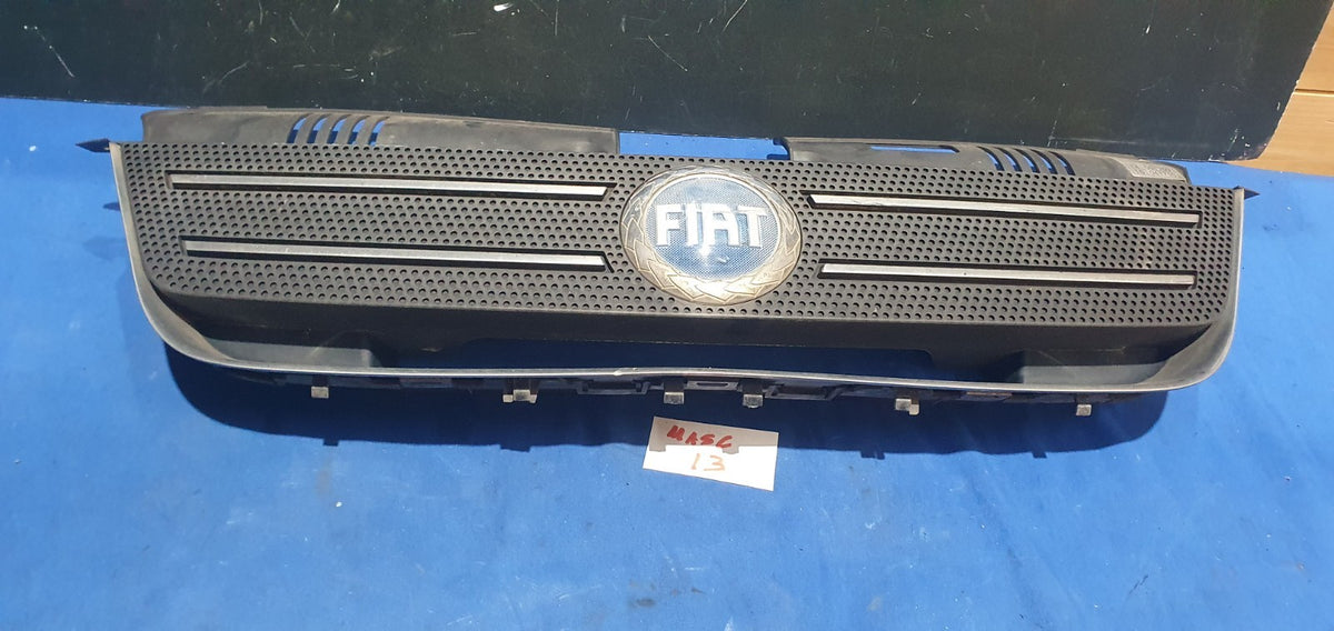Masc 13 - Mascherina griglia anteriore Fiat Idea dal 2004 735357980
