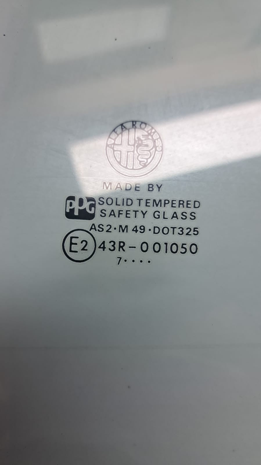 Fin 10 vetro scendente finestrino posteriore sinistro Alfa Romeo 156 dal 1997