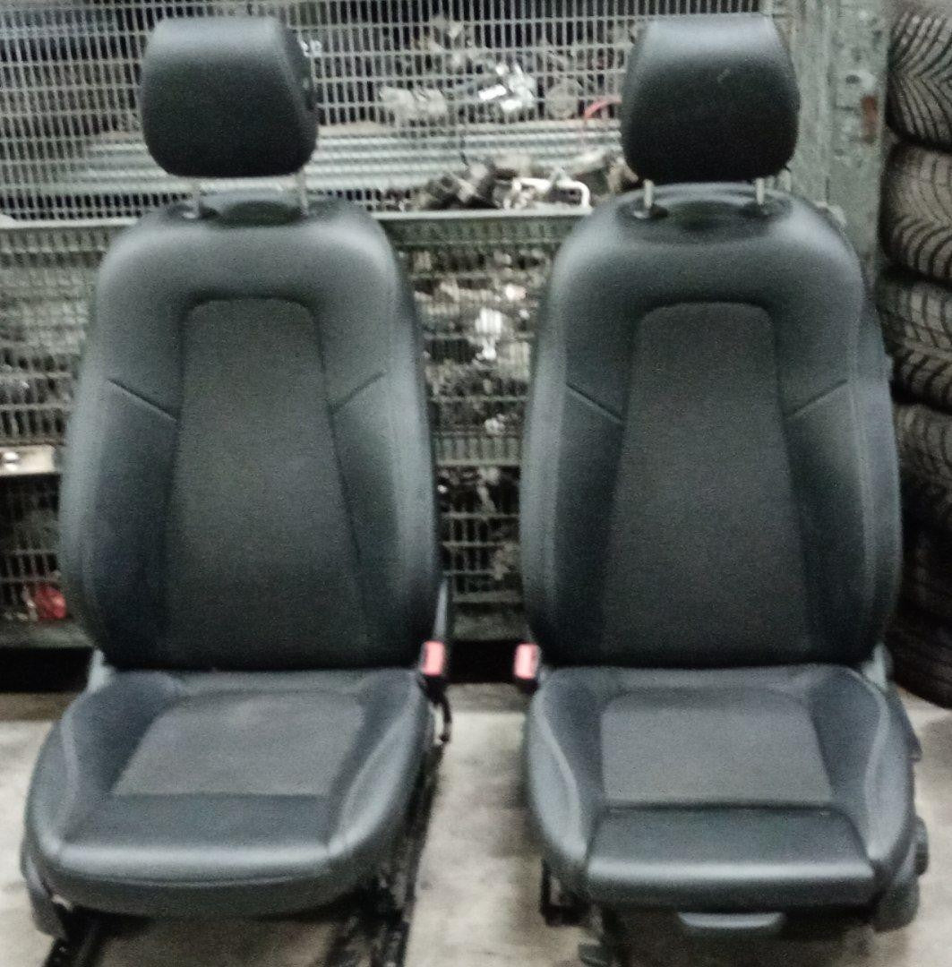 Tappezzeria in misto pelle stoffa Mercedes Benz classe A W177 2020 in poi