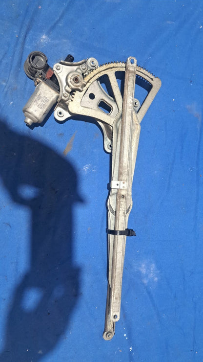 Alz 108 Alzavetro anteriore destro Toyota rav 4 3 porte dal 98 in poi