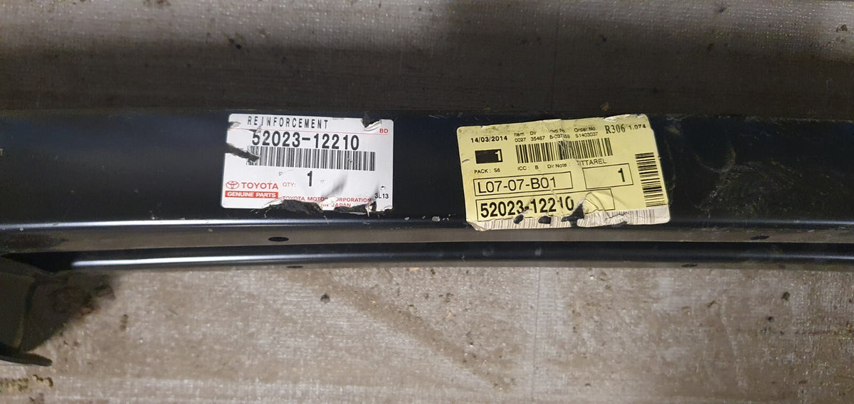 Traversa rinforzo paraurti posteriore Toyota Corolla 2002 - 2006