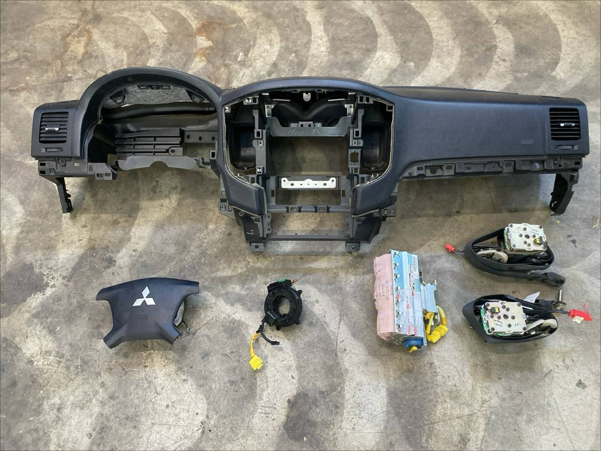 Kit Airbag Mitsubishi Pajero dal 2015 3 porte