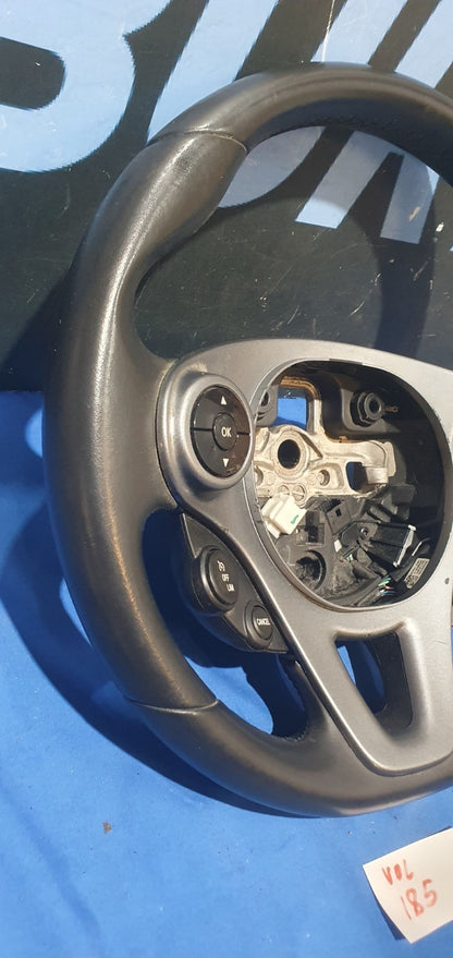 Vol 185 - Volante Smart 453