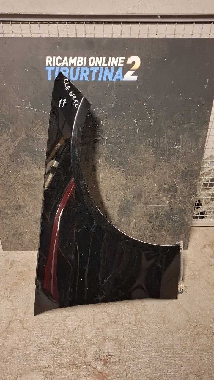 Par 17 parafango destro Mercedes classe e w212 anno 2010