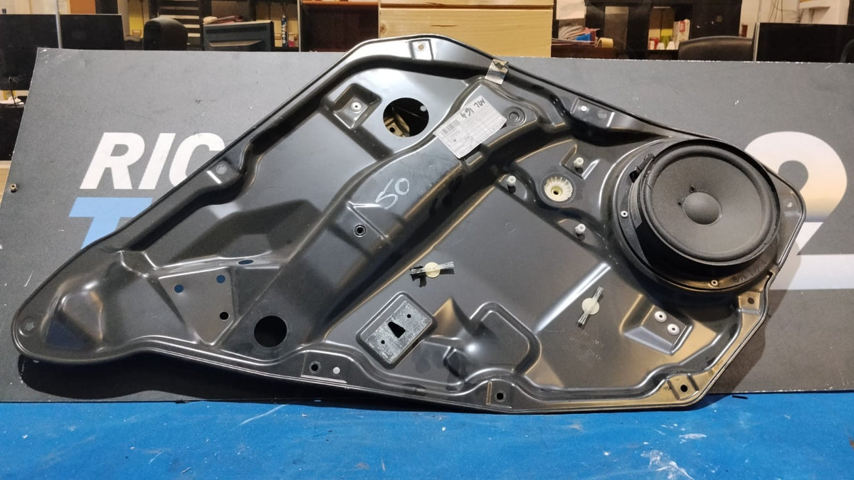 Alzacristalli posteriori sinistro senza motorino Mercedes ml 164 dal 2005