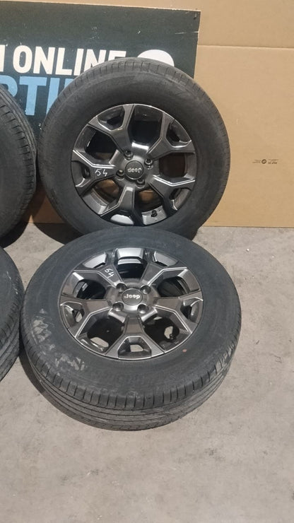 Cer 54 cerchi e gomme estive Jeep Avenger 225 65 R16 Bridgestone dot 27 25