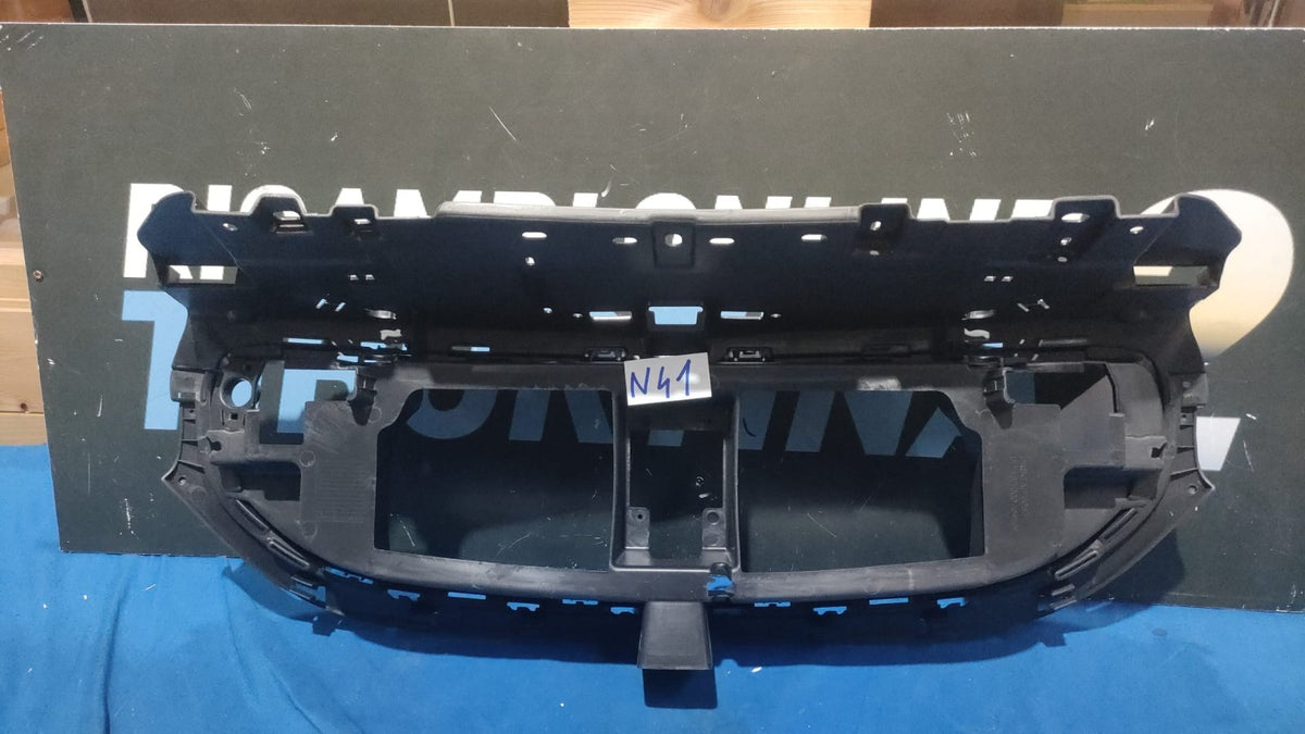 supporto griglia radiatori anteriore Smart 453 forfour dal 2014 n41 ME3093201