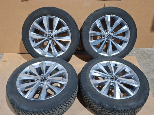 Cer 8 cerchi e gomme invernali Volkswagen T-roc 215 55 17 Laufenn dot 24 23