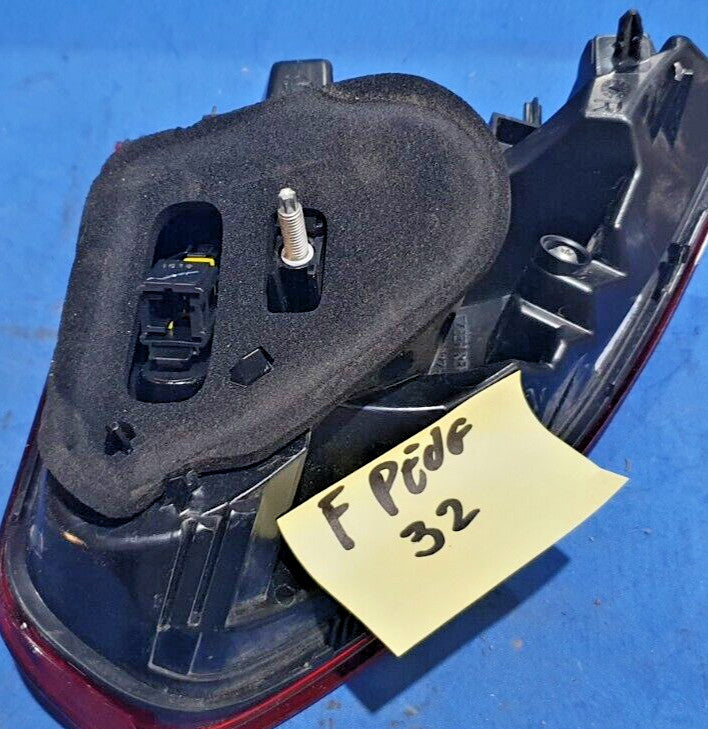 Fanale Posteriore Interno destro Peugeot 2008 2013 in poi