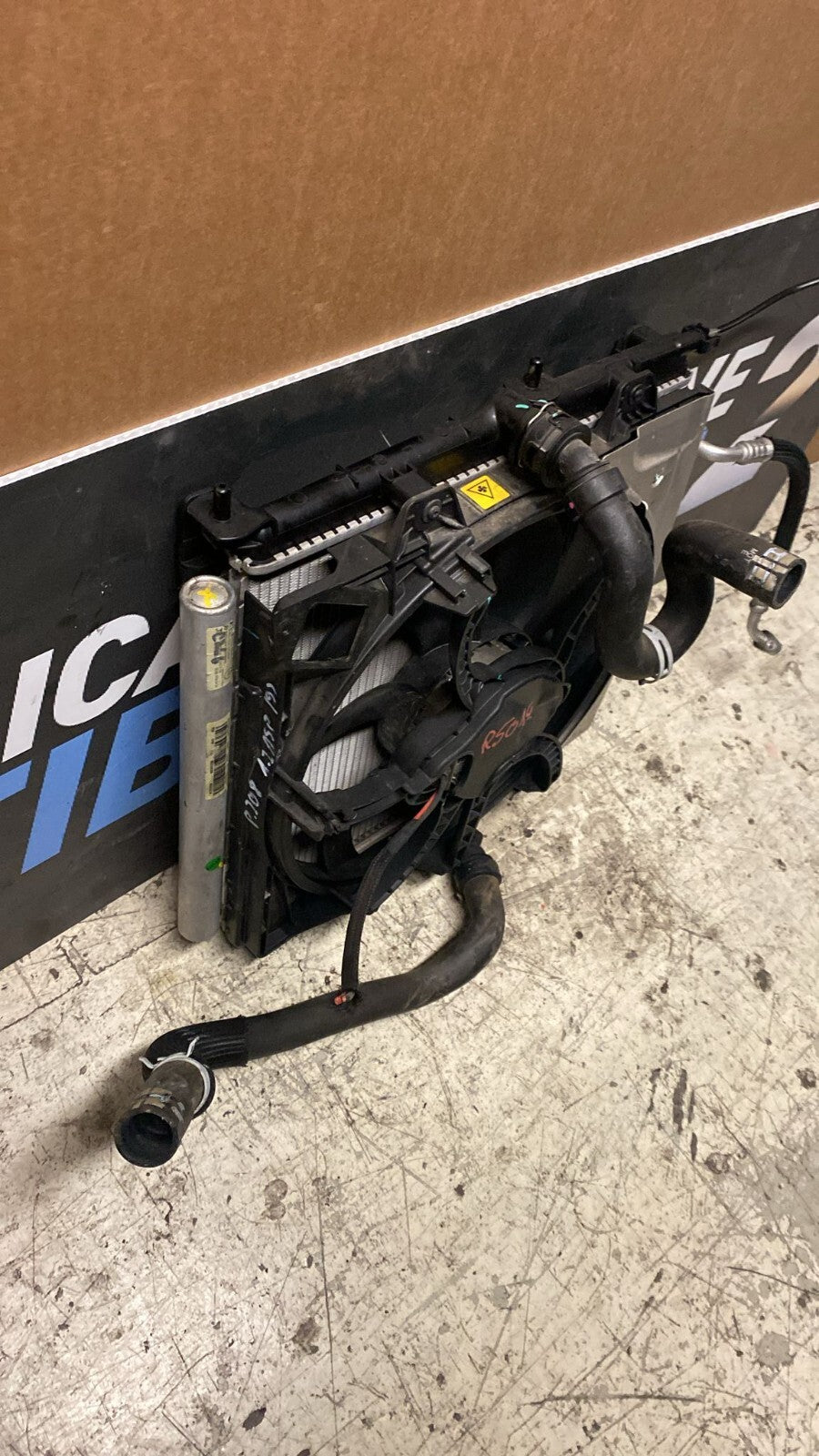 Kit Radiatori Peugeot 208 1.2 benzina Anno 2019